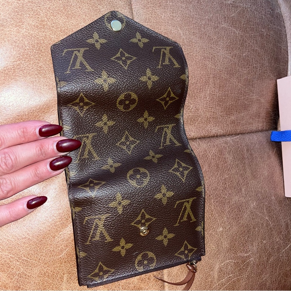 Louis Vuitton Monogram Victorine wallet - Picture 5 of 16